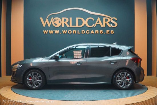 Ford Focus 1.0 Ecoboost 92kW ST-Line - Granada