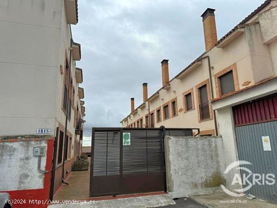 DUPLEX EN RECAS ¡¡VIVIENDA OKUPADA, NO SE PUEDE VISITAR!!