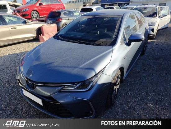  Toyota Corolla Sedán 1.8 125H ADVANCE ECVT 122Cv - Rubí 