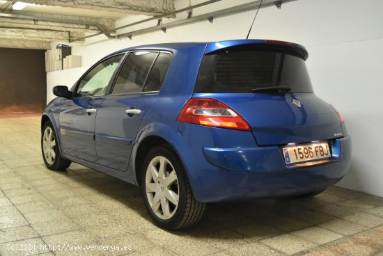 Renault Megane CONFORT DYNAMIQUE - Santa Coloma de Gramenet