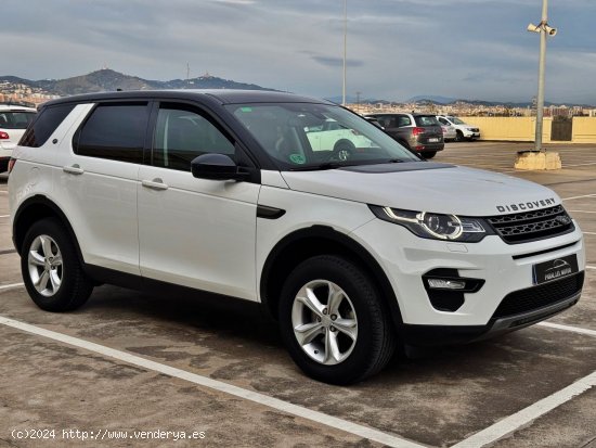  Land-Rover Discovery Sport 2.0L TD4 150CV 4x4 HSE 7 PLAZAS con TECHO SOLAR, CUERO... - El Prat de Ll 