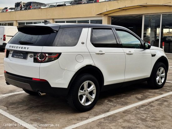 Land-Rover Discovery Sport 2.0L TD4 150CV 4x4 HSE 7 PLAZAS con TECHO SOLAR, CUERO... - El Prat de Ll