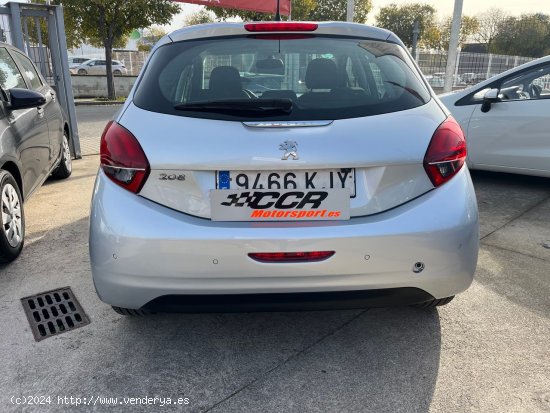 Peugeot 208 1.2  ALLURE 5P - Granollers