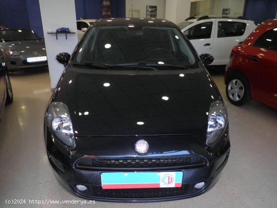 Fiat Punto 1.2 Lounge 44.000 KM Etiq. Verde C Euro 6 - Barcelona