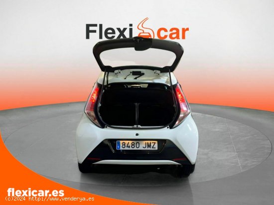 Toyota Aygo 1.0 70 x-cite - Vigo