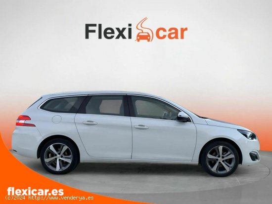 Peugeot 308 SW Allure 1.2 PureTech 96KW (130CV) S&S - Olías del Rey