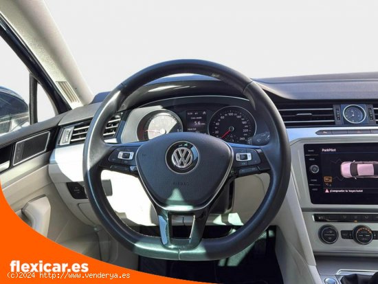 Volkswagen Passat Advance 2.0 TDI 110kW (150CV) - Zaragoza