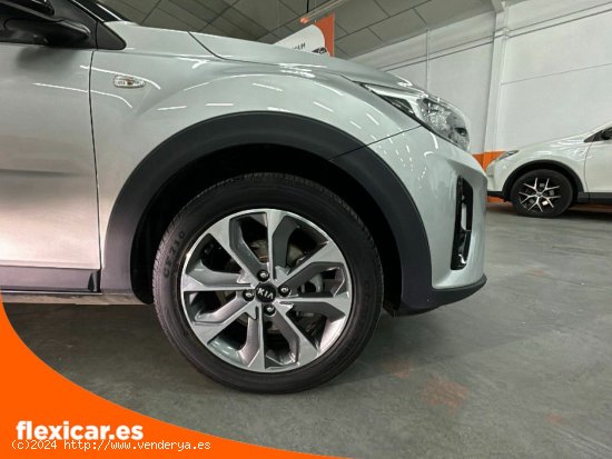 Kia Stonic 1.0 T-GDi 74kW (100CV) Black Edition - Cáceres