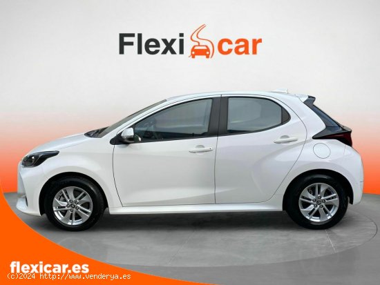 Toyota Yaris 1.5 120H Business Plus - Vilagarcía de Arousa