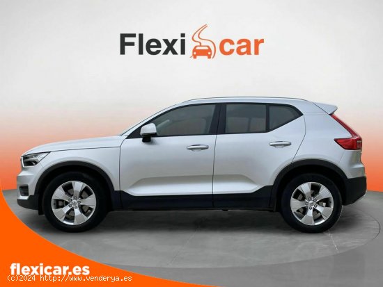 Volvo XC40 2.0 D4 AWD Momentum Auto - Olías del Rey