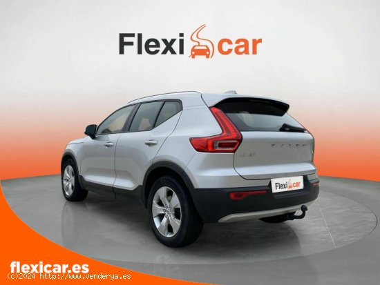 Volvo XC40 2.0 D4 AWD Momentum Auto - Olías del Rey