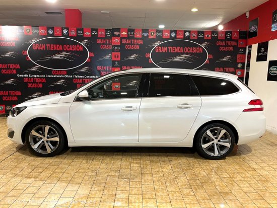 Peugeot 308 SW Allure 1.2 PureTech 96KW 130CV EAT6 - Alcalá de Henares