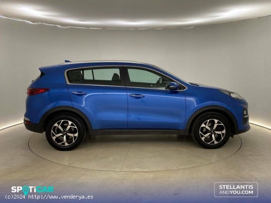 Kia Sportage  1.6 MHEV  100kW (136CV) 4x2 Drive - Oleiros