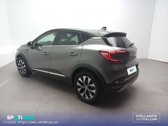 Renault Captur   TCe 103 kW (140CV) GPF Techno - Oleiros