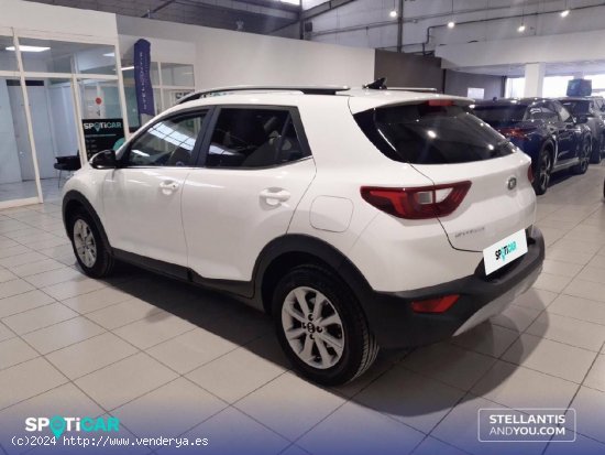 Kia Stonic  1.2 DPi 62kW (84CV) Drive - Polígono Industrial de Son Castelló