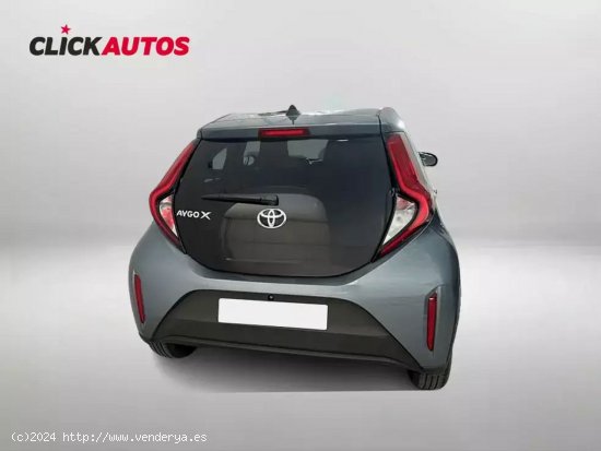 Toyota Aygo X Cross 1.0 72CV Play - 