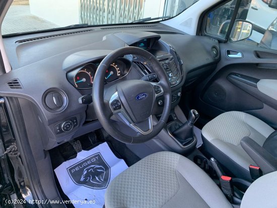 Ford Tourneo Courier 1.0 Ecoboost Titanium - Palamós