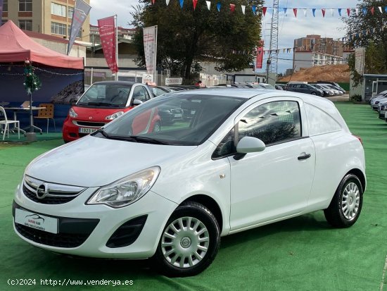 Opel Corsa 75CV 1.3 COMERCIAL 2 PLAZAS - Esplugas de Llobregat