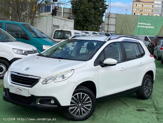 Peugeot 2008 1.2 110CV - Esplugas de Llobregat