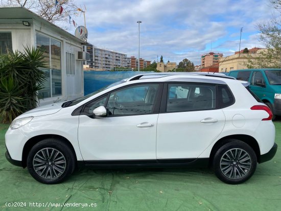 Peugeot 2008 1.2 110CV - Esplugas de Llobregat