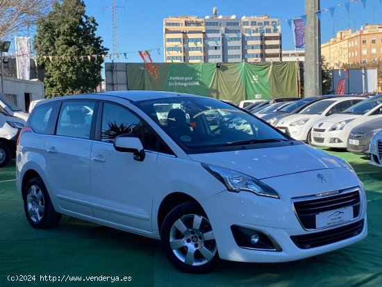 Peugeot 5008 2.0 150CV EX SERVICIO PUBLICO - Esplugas de Llobregat