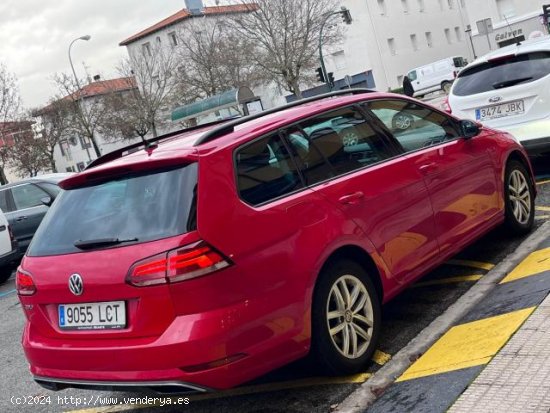 VOLKSWAGEN Golf en venta en Pamplona/IruÃ±a (Navarra) - Pamplona/IruÃ±a