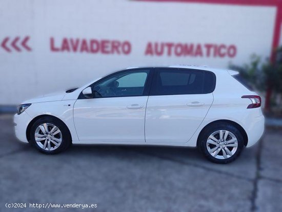 PEUGEOT 308 en venta en Badajoz (Badajoz) - Badajoz