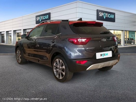 Kia Stonic  1.0 T-GDi 74kW (100CV) Drive - HOSPITALET DE LLOBREGAT (L )