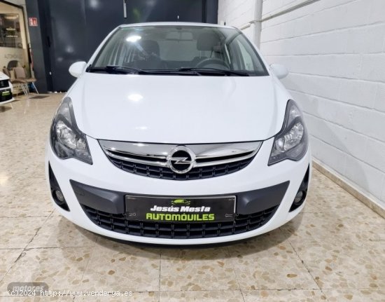 Opel Corsa 1.2 Selective de 2014 con 65.000 Km por 6.800 EUR. en Sevilla