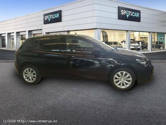 Peugeot 308  5p  BlueHDi 130 S&S 6 Vel. MAN Style - HOSPITALET DE LLOBREGAT (L )