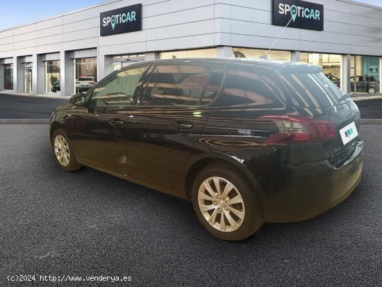 Peugeot 308  5p  BlueHDi 130 S&S 6 Vel. MAN Style - HOSPITALET DE LLOBREGAT (L )