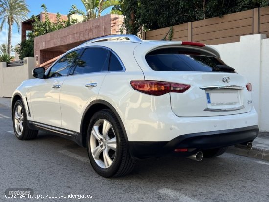 Infiniti FX 37 3.0D S de 2011 con 279.000 Km por 15.950 EUR. en Alicante