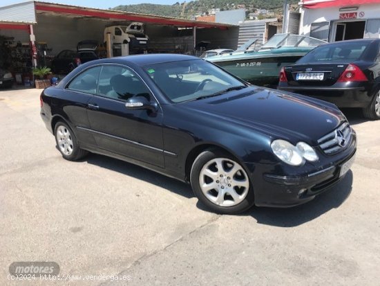 Mercedes Clase CLK 270 AUTOMATICO de 2003 con 184.082 Km por 4.000 EUR. en Barcelona