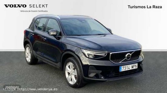 Volvo XC40 todoterreno 2.0 B3 CORE AUTO 163 5P de 2024 con 21.264 Km por 33.200 EUR. en Sevilla