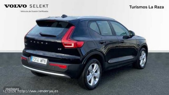 Volvo XC40 todoterreno 2.0 B3 CORE AUTO 163 5P de 2024 con 21.264 Km por 33.200 EUR. en Sevilla