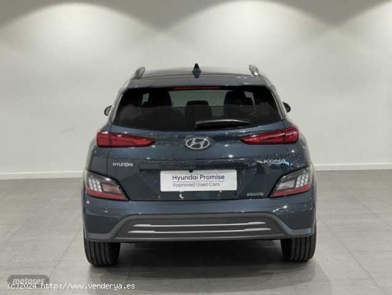 Hyundai Kona Electric Maxx 100kW de 2023 con 4.700 Km por 34.900 EUR. en Barcelona