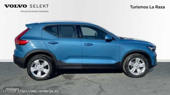 Volvo XC40 todoterreno 1.5 T2 CORE AUTO 129 5P de 2024 con 12.135 Km por 32.500 EUR. en Sevilla