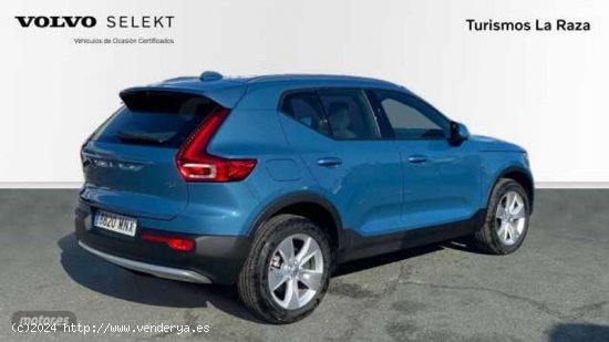 Volvo XC40 todoterreno 1.5 T2 CORE AUTO 129 5P de 2024 con 12.135 Km por 32.500 EUR. en Sevilla