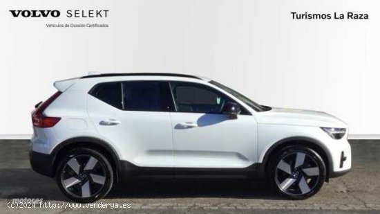 Volvo XC40 TODOTERRENO 1.5 T4 RECHARGE PLUS DARK AUTOMATICO 211CV 5P de 2023 con 5.100 Km por 40.900