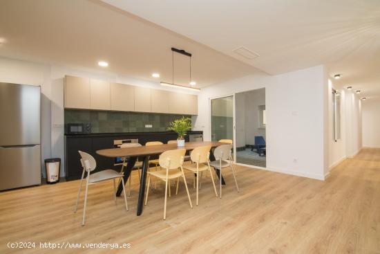  Habitación de alquiler en vivienda reformada en pleno centro de Elche - ALICANTE 