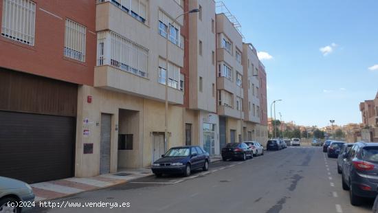 PLAZA DE GARAJE - ALMERIA