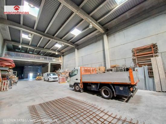 SE VENDE NAVE INDUSTRIAL EN PARC EMPRESARIAL DE VILADECANS BARCELONA - BARCELONA