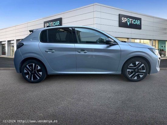 Peugeot 208   Puretech 100 Allure - castellon