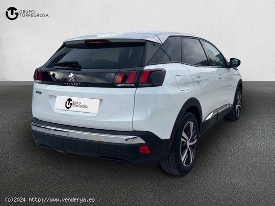 Peugeot 3008  1.2 PURETECH 96KW (130CV) ALLURE S&S Allure - PAMPLONA/BURLADA