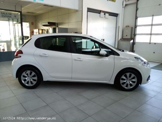 Peugeot 208  1.6 BlueHDi 55KW (75CV) - - MANZANARES