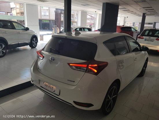 Toyota Auris  1.8 140H Hybrid Feel! Edition - MANZANARES