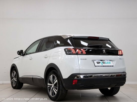 Peugeot 3008  225 e-EAT8 Allure Pack - Zaragoza