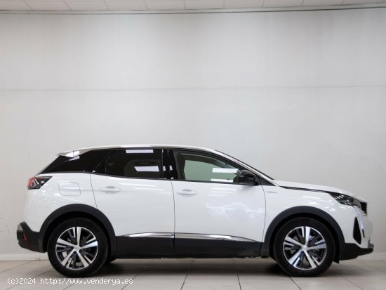 Peugeot 3008  225 e-EAT8 Allure Pack - Zaragoza