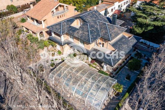  CHALET DE 6 HABITACIONES CON GARAJE Y PISCINA CUBIERTA EN ZONA MESTRAL REUS - TARRAGONA 