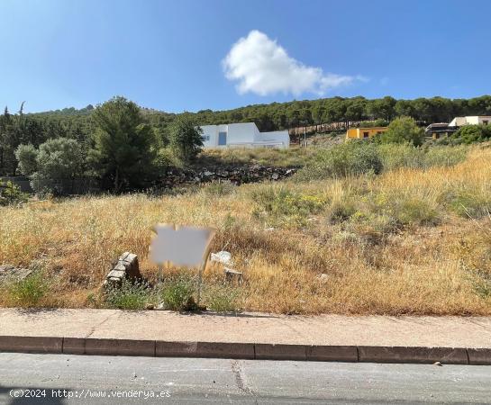 Estupenda parcela llana en Pinos de Alhaurin - MALAGA